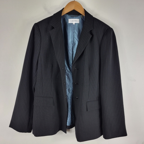 Calvin Klein Pinstripe Single Breasted Toggle Twist Button Notch Lapel Blazer - Picture 6 of 9